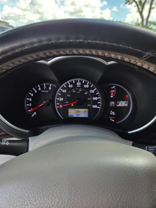 2011 Nissan Quest - Image 13 of 20