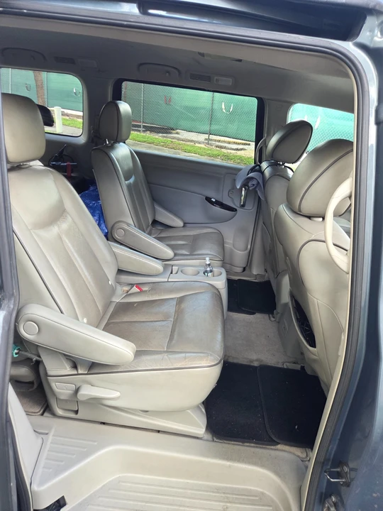 2011 Nissan Quest - Image 9 of 20