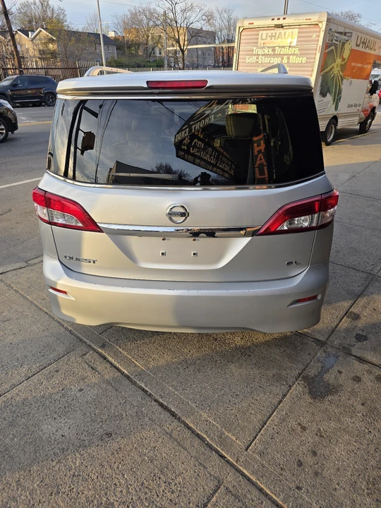 2011 Nissan Quest - Image 6 of 17