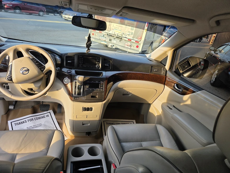 2011 Nissan Quest - Image 13 of 17