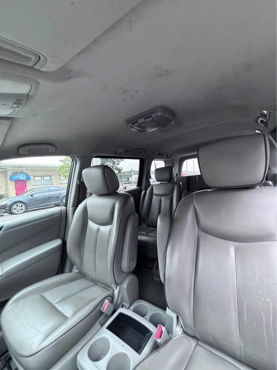2011 Nissan Quest - Image 3 of 6