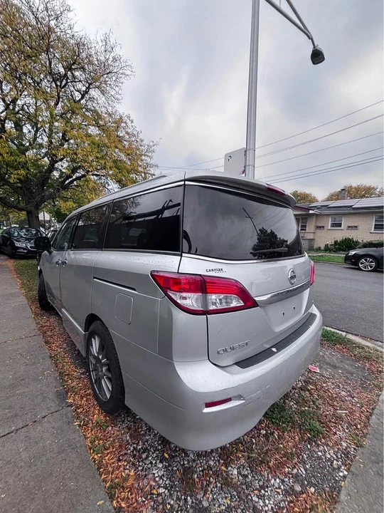 2011 Nissan Quest - Image 4 of 6