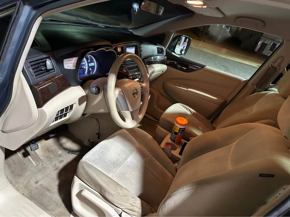 2011 Nissan Quest - Image 15 of 17