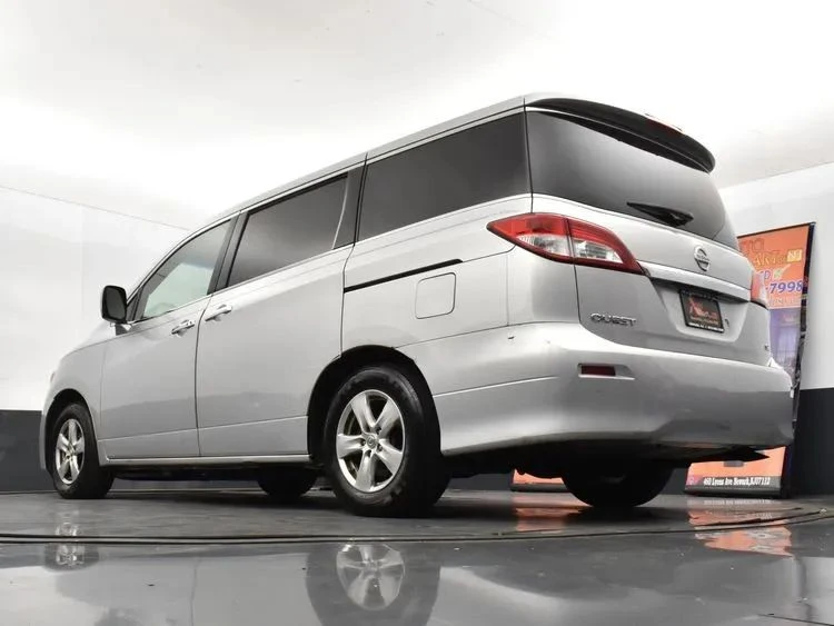 2011 Nissan Quest - Image 12 of 12