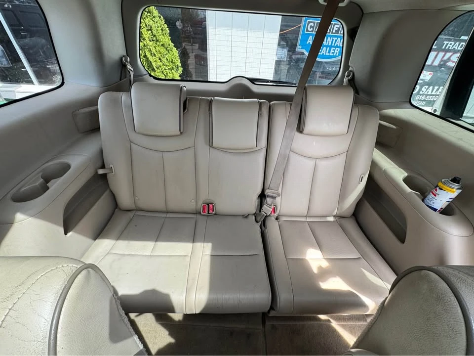 2011 Nissan Quest - Image 9 of 13