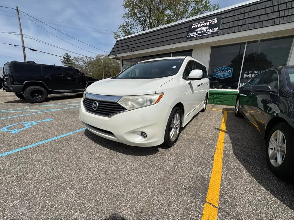 2011 Nissan Quest - Image 4 of 13