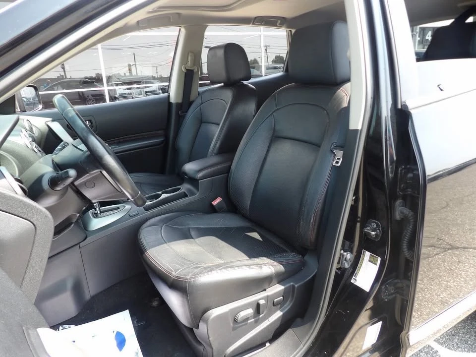 2011 Nissan Rogue - Image 10 of 19