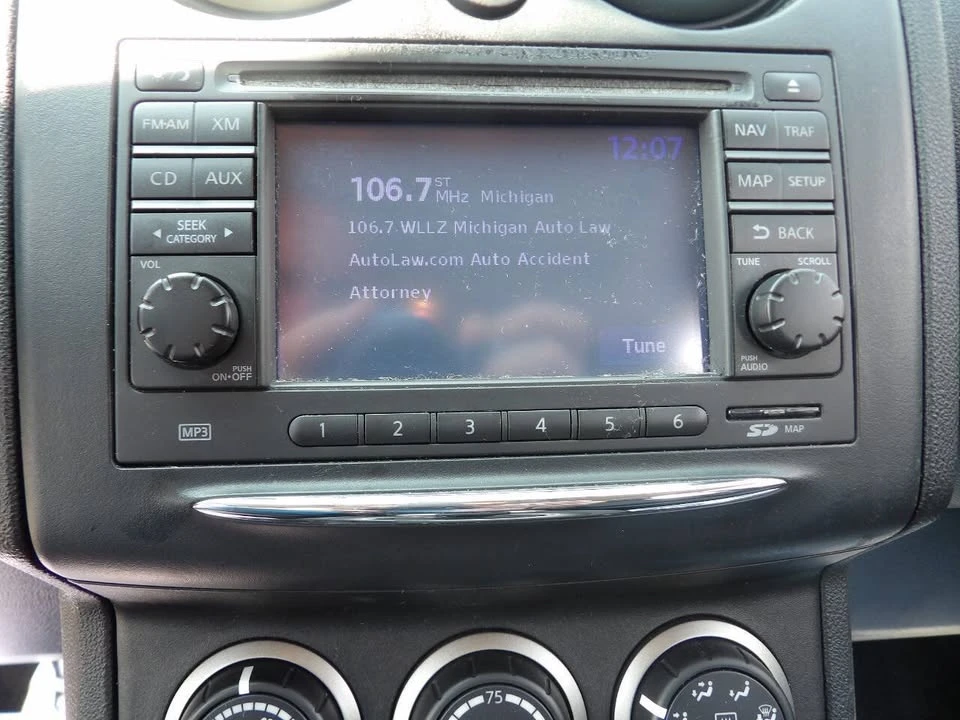 2011 Nissan Rogue - Image 12 of 19