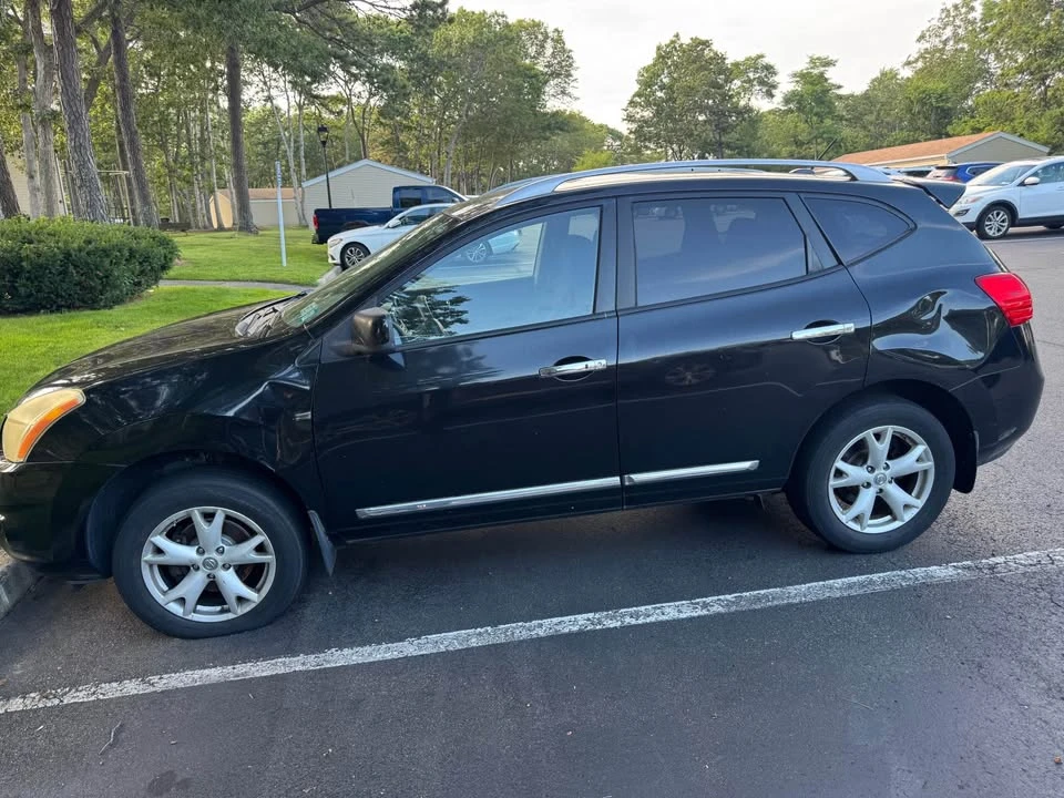2011 Nissan Rogue - Image 15 of 16