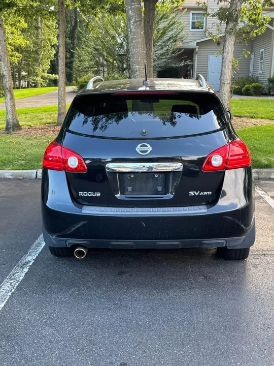 2011 Nissan Rogue - Image 6 of 16