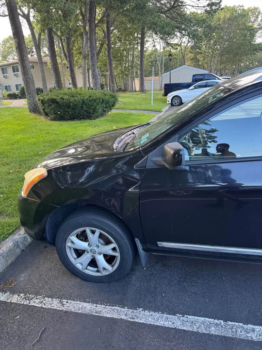 2011 Nissan Rogue - Image 10 of 16
