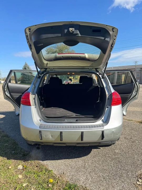 2011 Nissan Rogue - Image 11 of 12