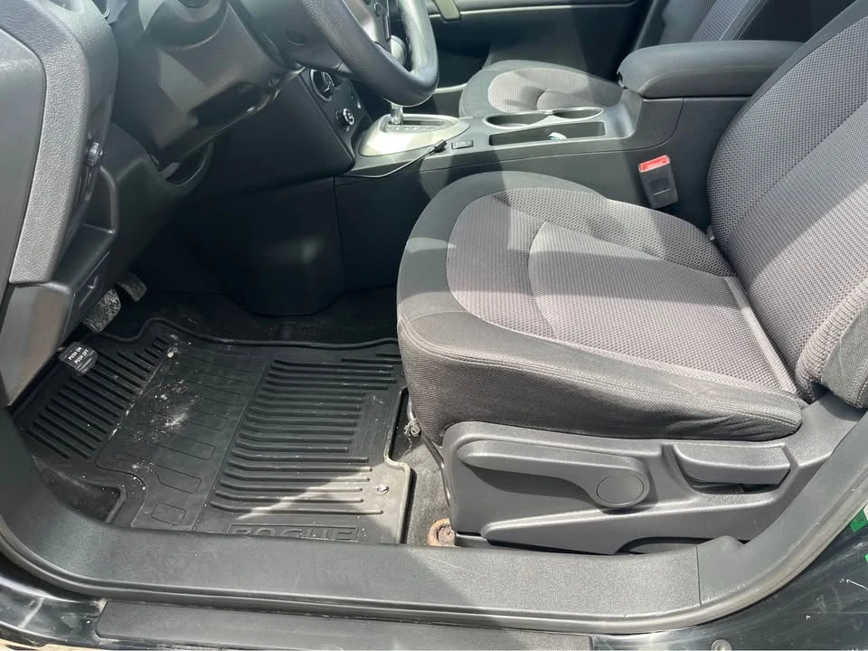 2011 Nissan Rogue - Image 8 of 18