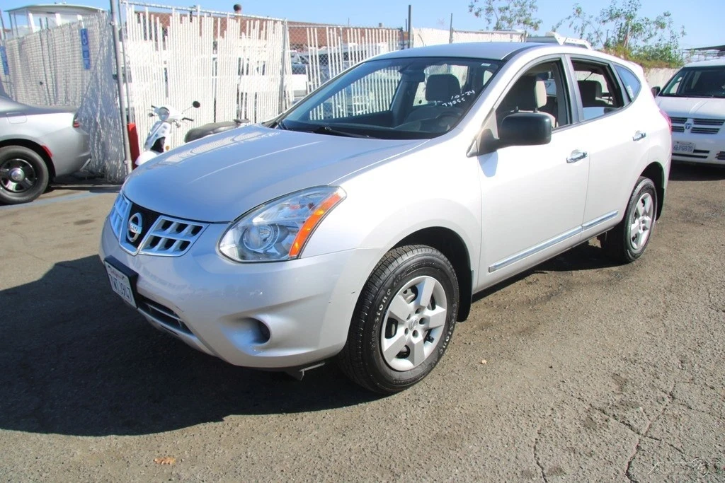 2011 Nissan Rogue - Image 2 of 21