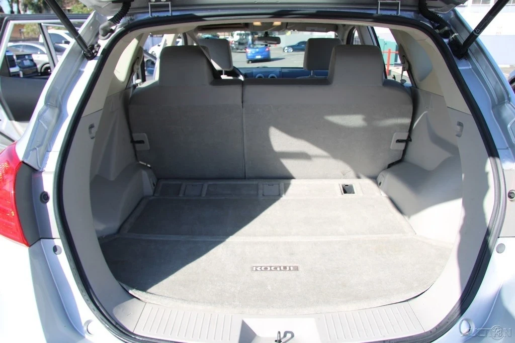2011 Nissan Rogue - Image 20 of 21