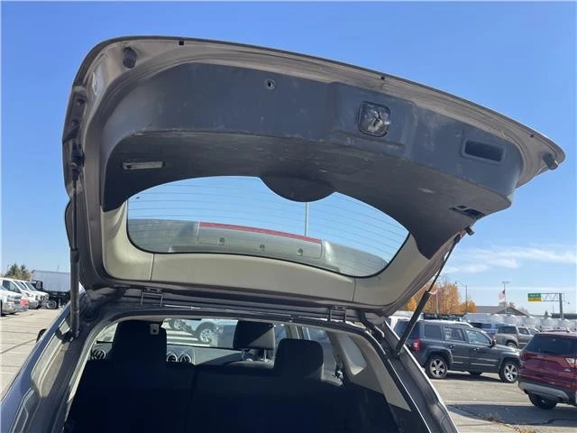 2011 Nissan Rogue - Image 18 of 21