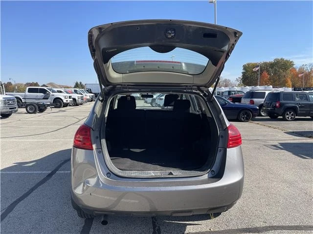 2011 Nissan Rogue - Image 16 of 21