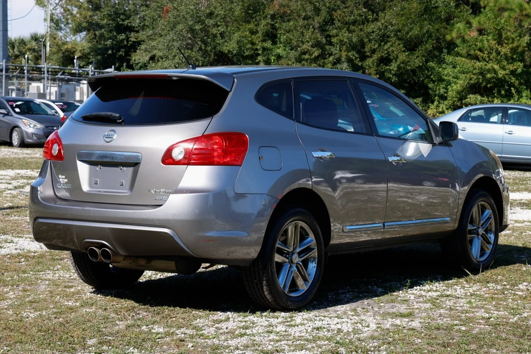 2011 Nissan Rogue - Image 9 of 12