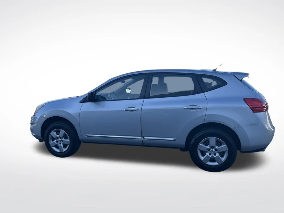 2011 Nissan Rogue - Image 2 of 7