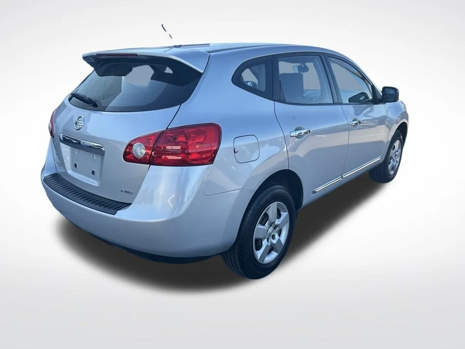 2011 Nissan Rogue - Image 6 of 7
