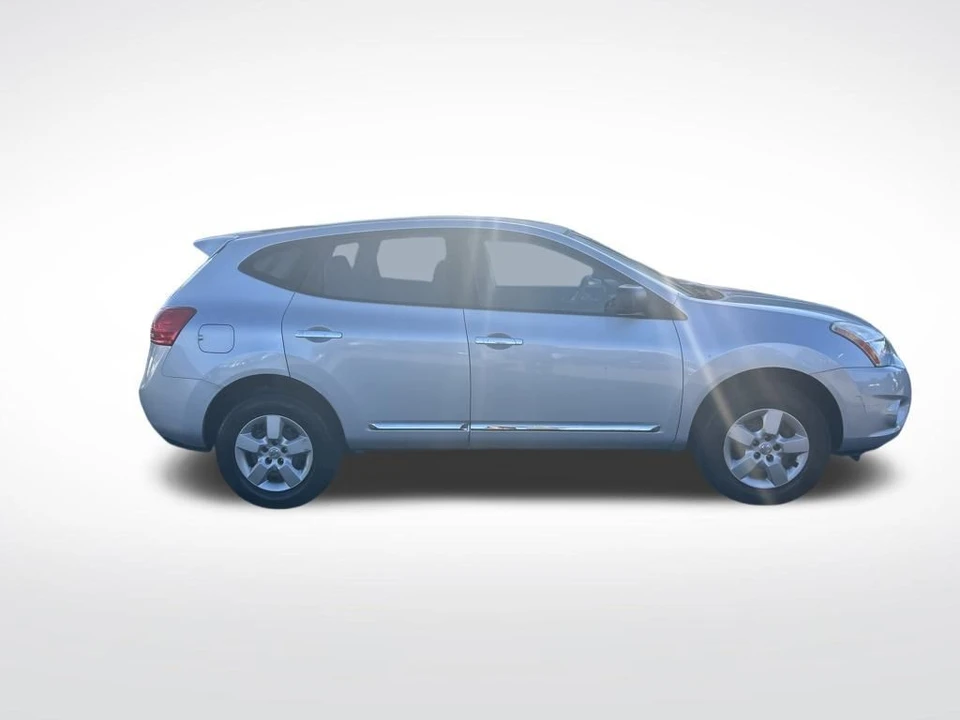 2011 Nissan Rogue - Image 7 of 7