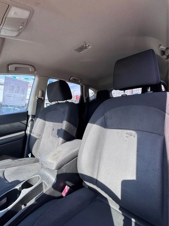 2011 Nissan Rogue - Image 3 of 6