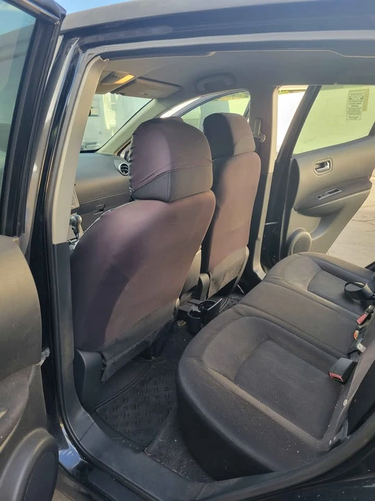 2011 Nissan Rogue - Image 8 of 14
