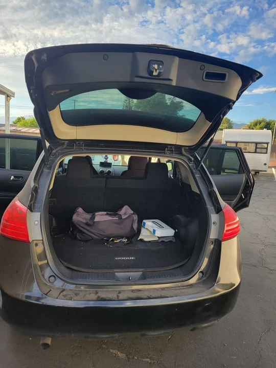 2011 Nissan Rogue - Image 13 of 14