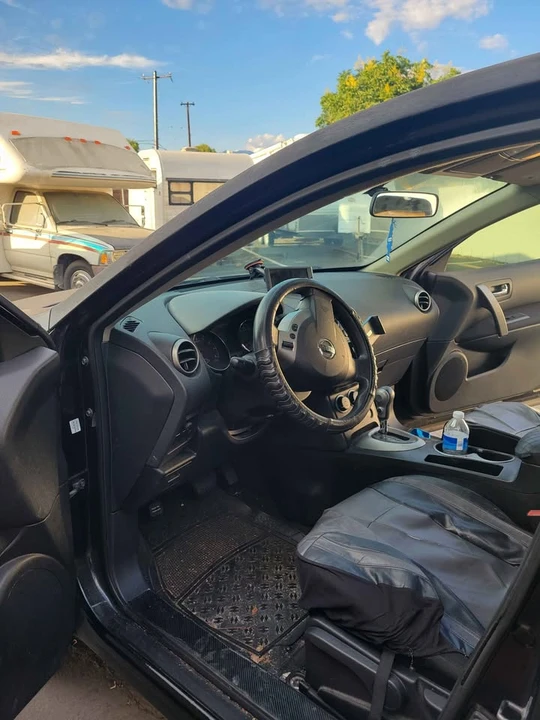 2011 Nissan Rogue - Image 9 of 14