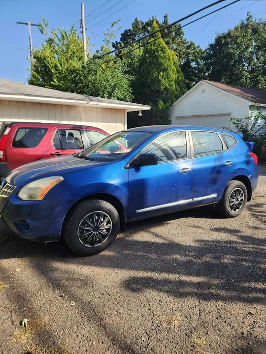 2011 Nissan Rogue - Image 4 of 4