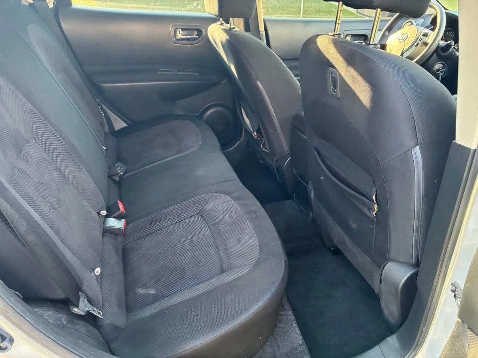 2011 Nissan Rogue - Image 10 of 11