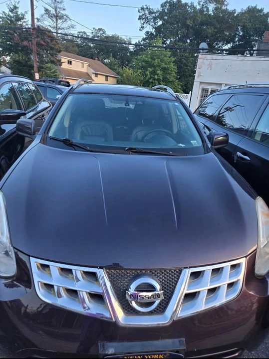 2011 Nissan Rogue - Image 2 of 5