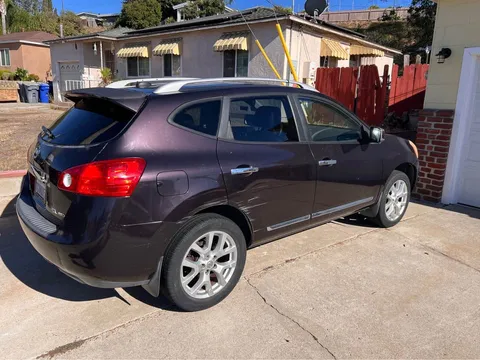 2011 Nissan Rogue SL Sport Utility 4D
