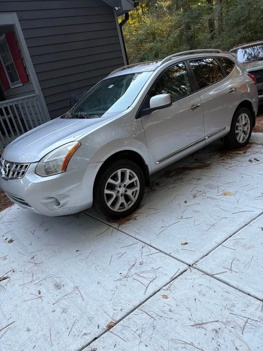 2011 Nissan Rogue - Image 5 of 5