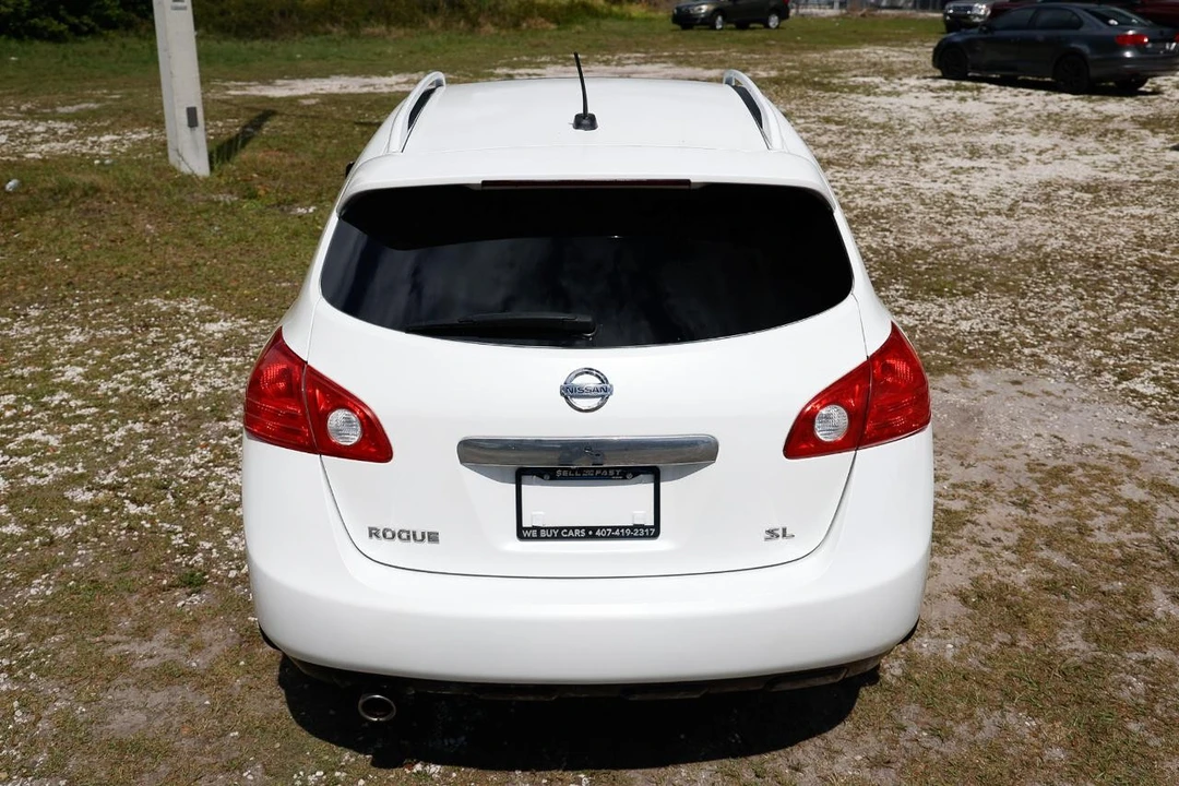 2011 Nissan Rogue - Image 9 of 21