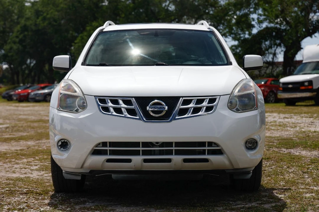 2011 Nissan Rogue - Image 17 of 21