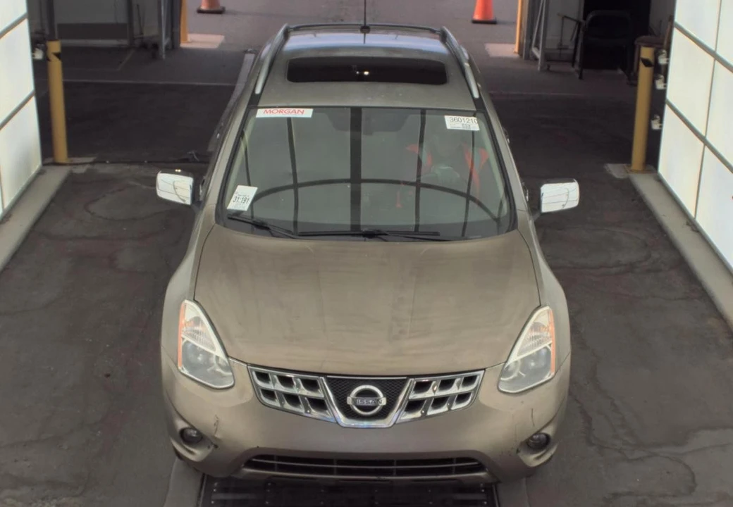 2011 Nissan Rogue - Image 2 of 14