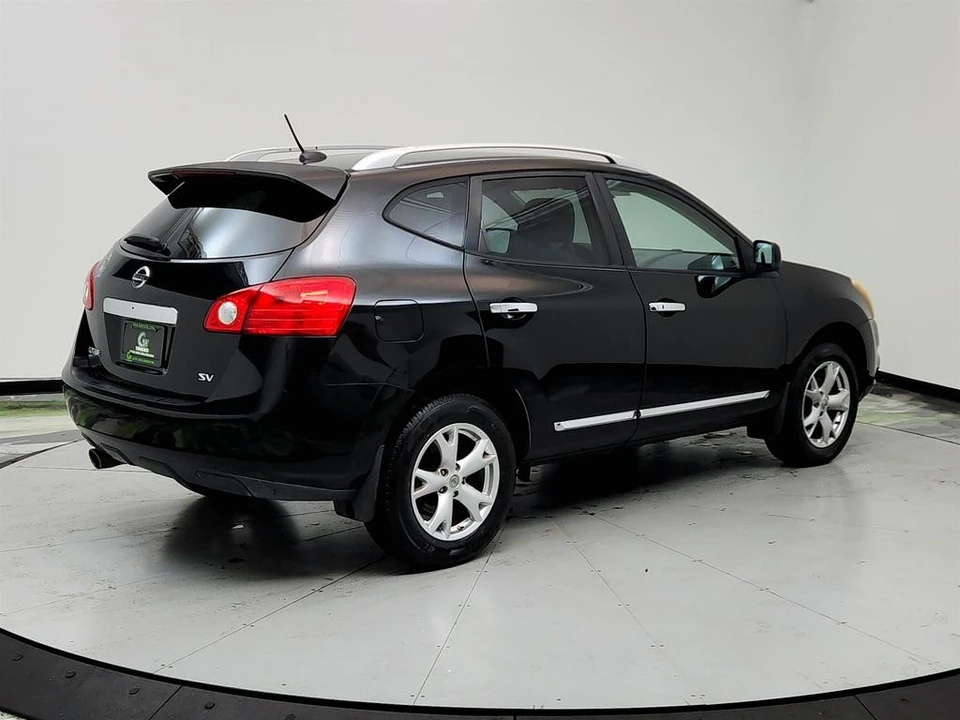 2011 Nissan Rogue - Image 5 of 12