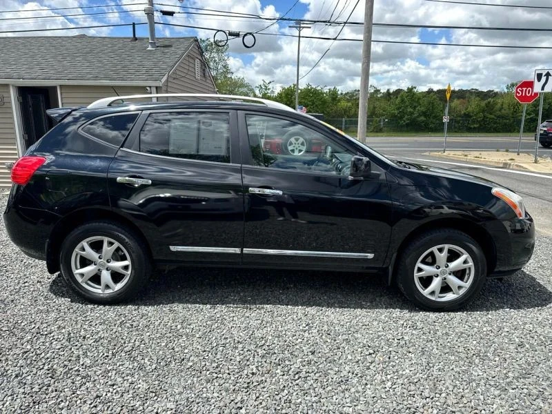 2011 Nissan Rogue - Image 6 of 12