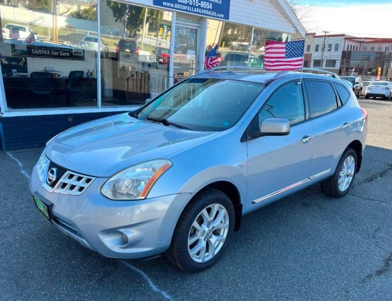 2011 Nissan Rogue - Image 2 of 12