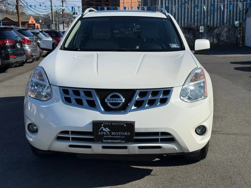 2011 Nissan Rogue - Image 2 of 12