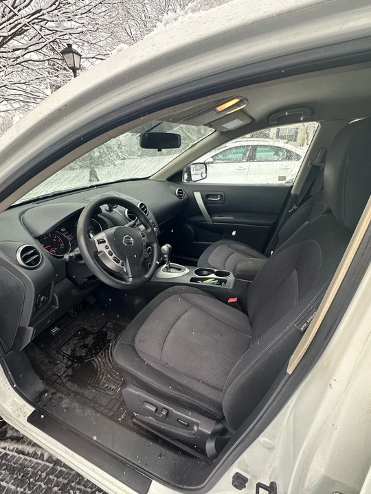 2011 Nissan Rogue - Image 14 of 21