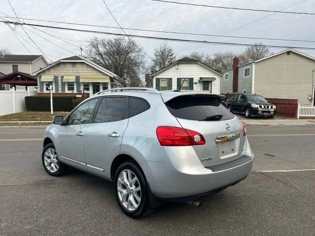 2011 Nissan Rogue - Image 12 of 15