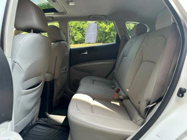 2011 Nissan Rogue - Image 21 of 21