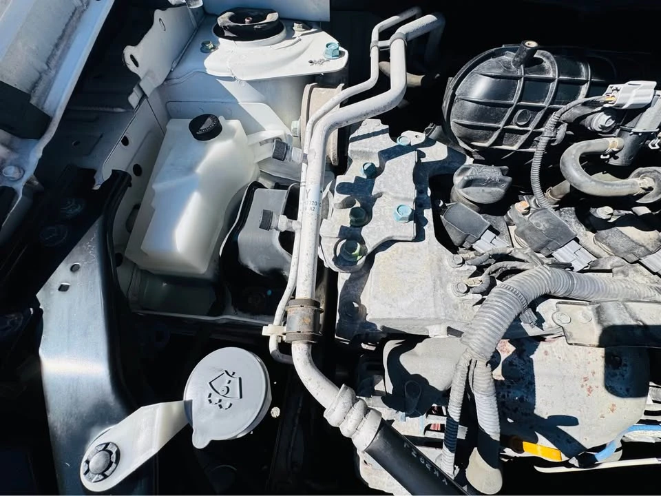 2011 Nissan Rogue - Image 18 of 18