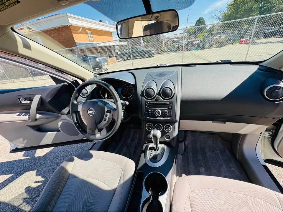 2011 Nissan Rogue - Image 7 of 18