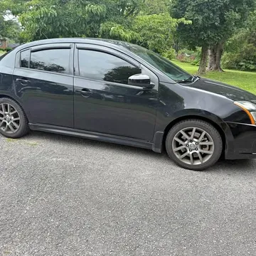 2011 Nissan Sentra SE-R Spec V