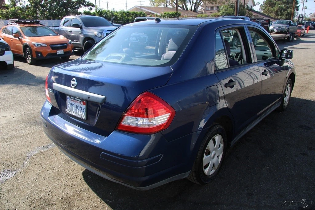 2011 Nissan Versa - Image 6 of 21