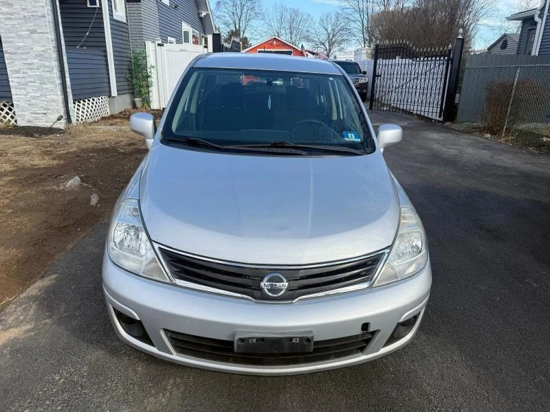 2011 Nissan Versa - Image 4 of 12