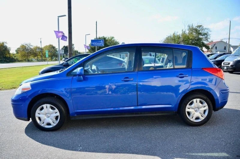 2011 Nissan Versa - Image 6 of 12